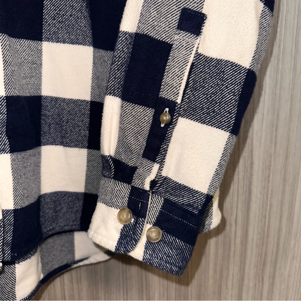 LL Bean Navy Plaid Long Sleeve Soft Flannel Shirt 100% Organic Cotton 506162 W L - Picture 3 of 16